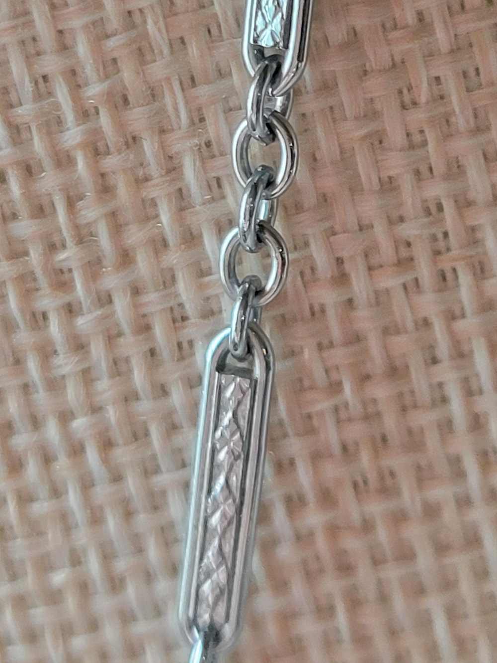 Vintage Art Deco Silver-Tone Necklace with Red/Fuchsia Stones - Picture 3 of 4